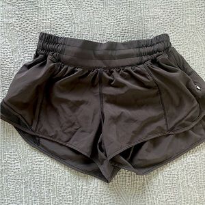 Lululemon running shorts size 4